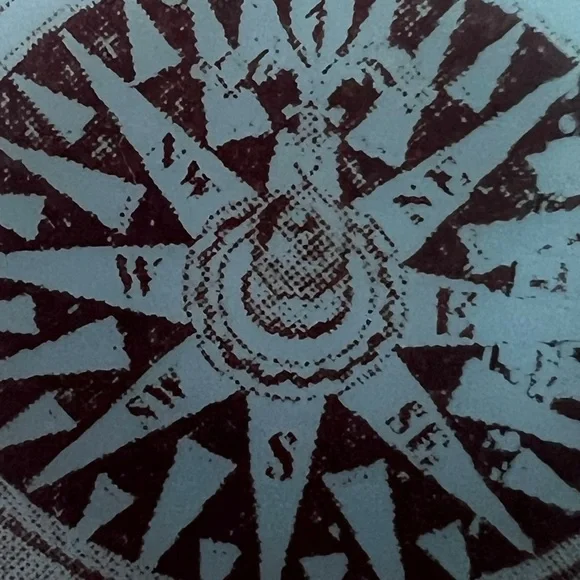 Compass Pendant Necklace True North Art Glass - Picture 5 of 5